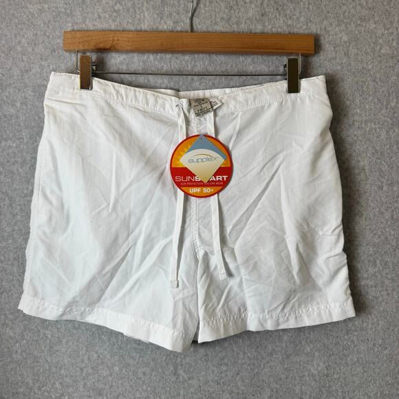 NWT L.L.Bean Shorts Women’s White UPF 50 Casual Coastal Athletic Sun Protection - Picture 1 of 13